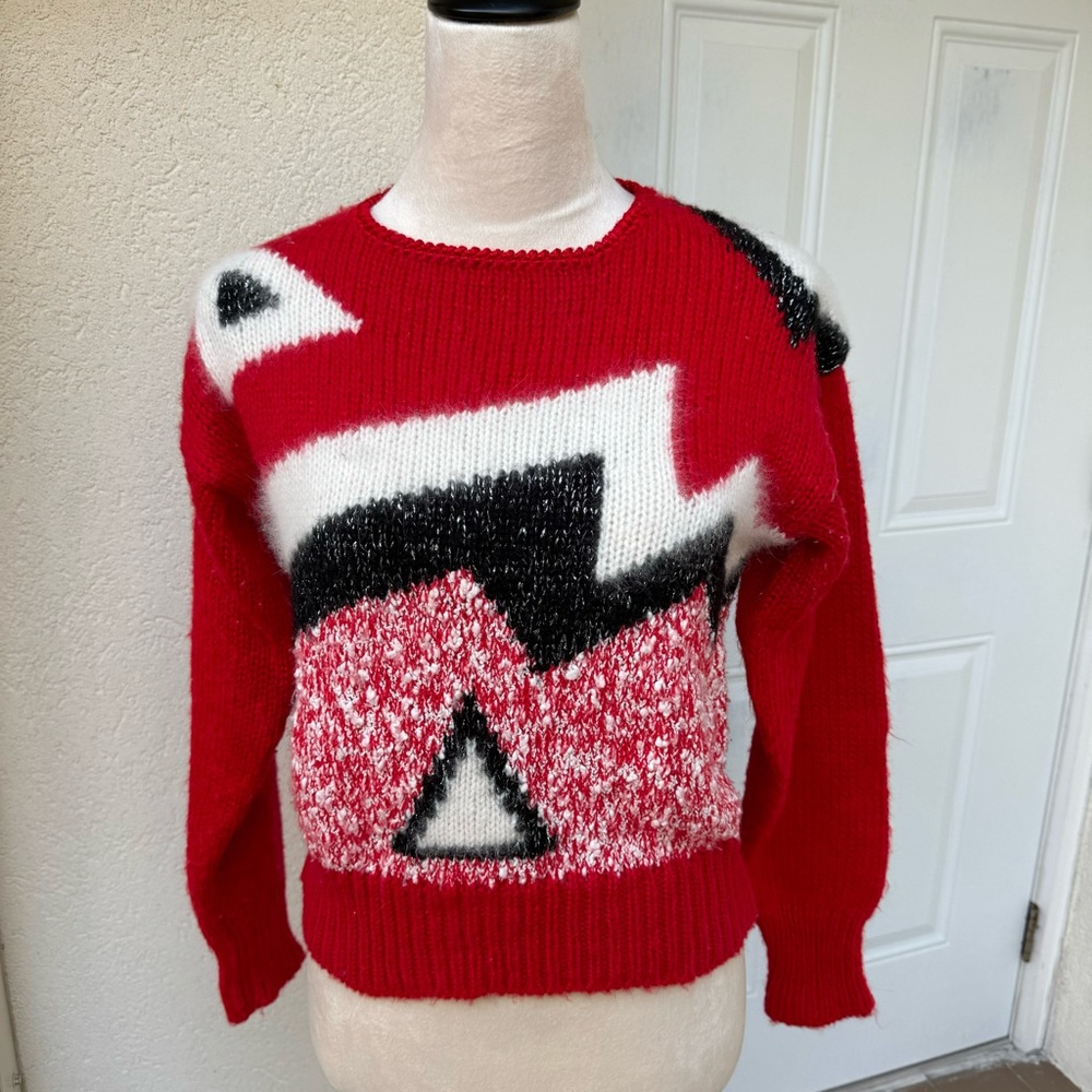 PETITES BY SML. Angora blend, Red, Black & White‎ Sweater. Metallic. Abst…